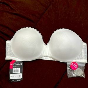 Bra New with Tags Lily Of France